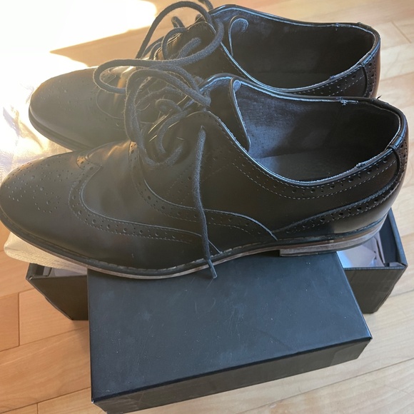Black formal shoes - Picture 2 of 5